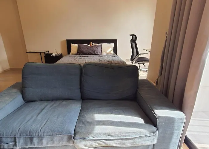 公寓 Soi Cowboy Terminal 21 One Minute Walk To Bts And Mrt Coworking Meeting And Desk And Office Chair